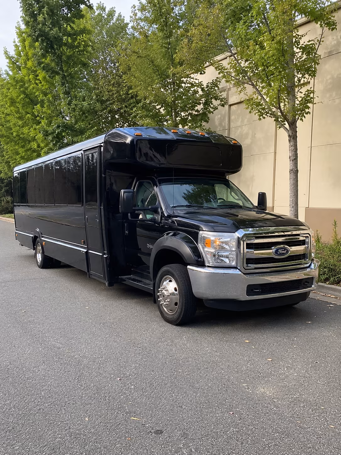 prom homecoming school event party bus rentals in orem