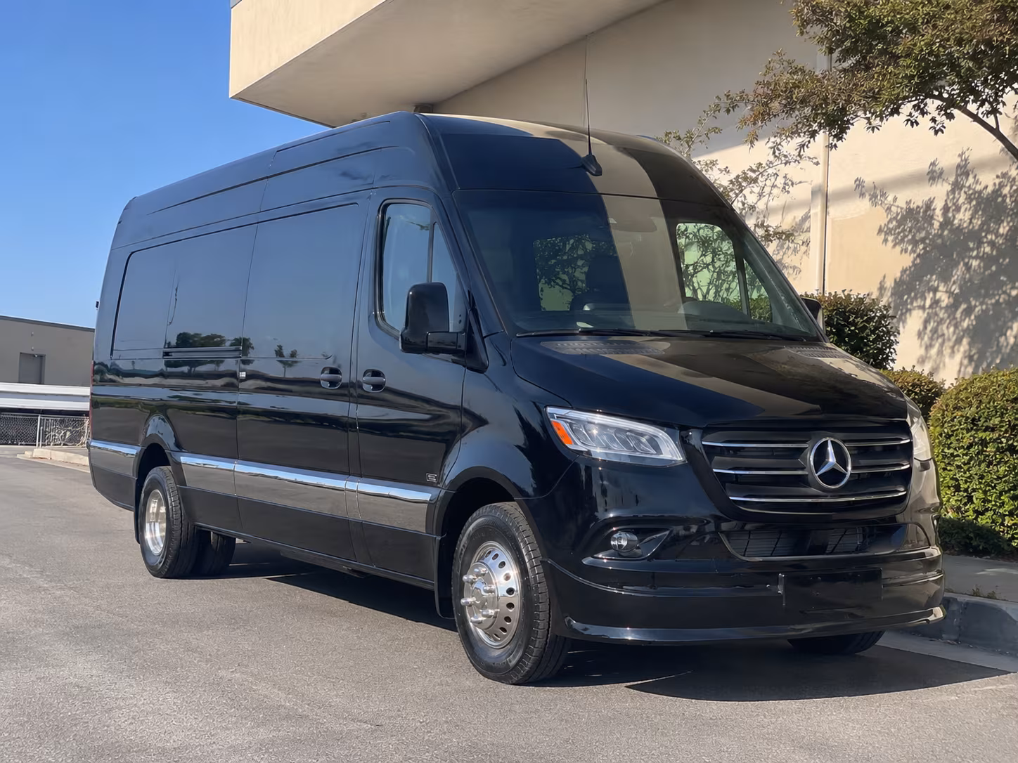 sprinter vans and limos for smaller orem prom crews