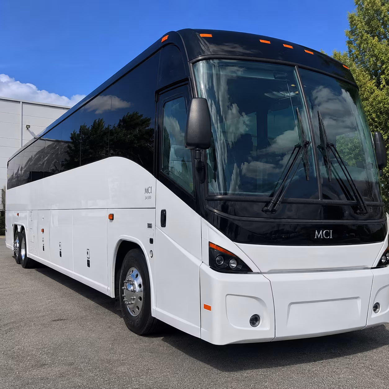 you ll find easy ski season airport shuttles from orem to slc for resort bound groups